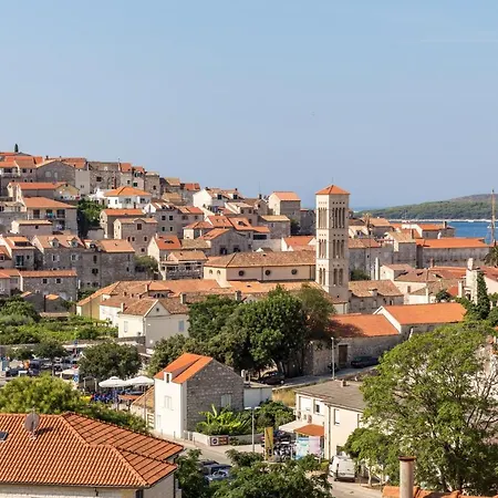 Vuljan Hvar Town