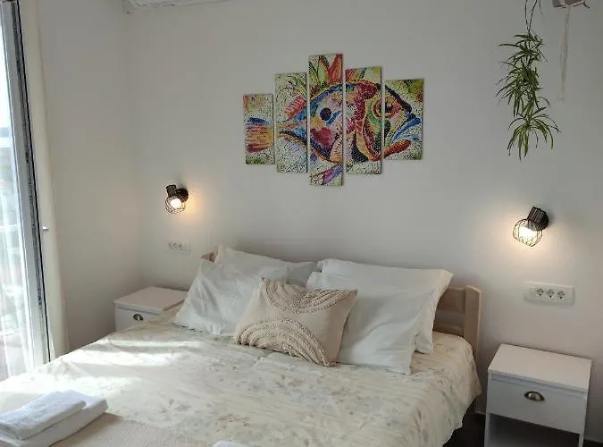 Guest house Vuljan 3*